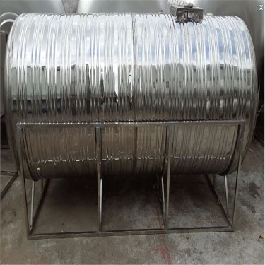 臥式冷水箱儲(chǔ)水罐